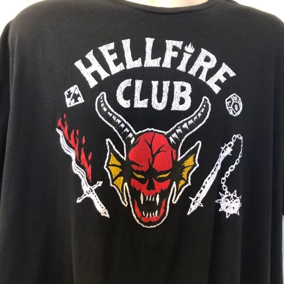 Netflix Stranger Things Hellfire Club Black Graphic T-Shirt Men's Unisex 3XL - Picture 4 of 6